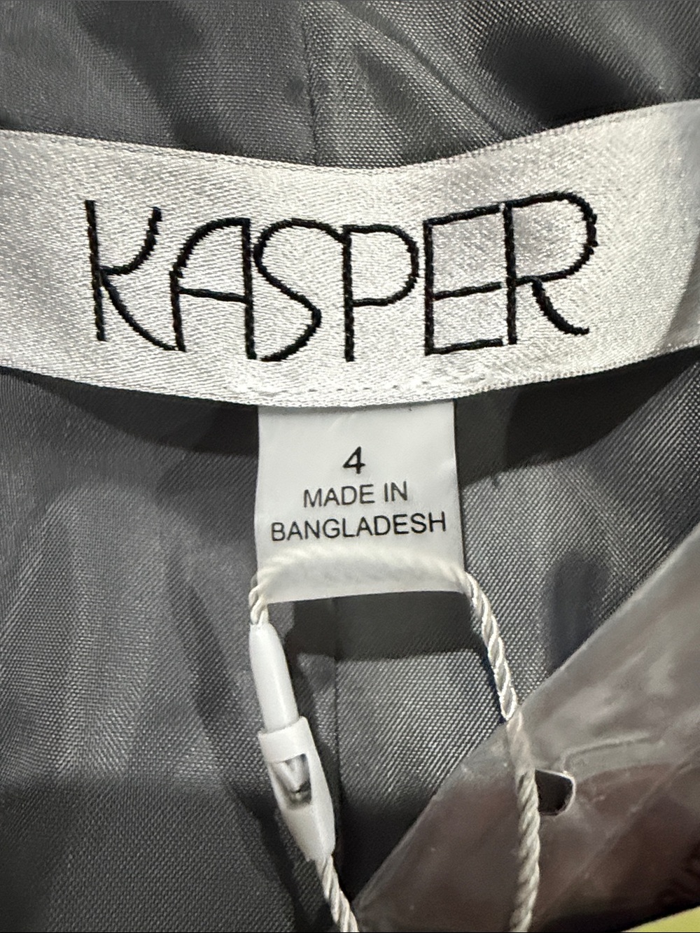 NWT Kasper Grey Women's Two-Piece Suit - 4 - Picture 5 of 14